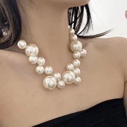 Chic Big and Small Pearls Stitching Necklace