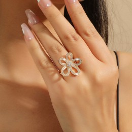 Five Petal Flower Ring with Crystals